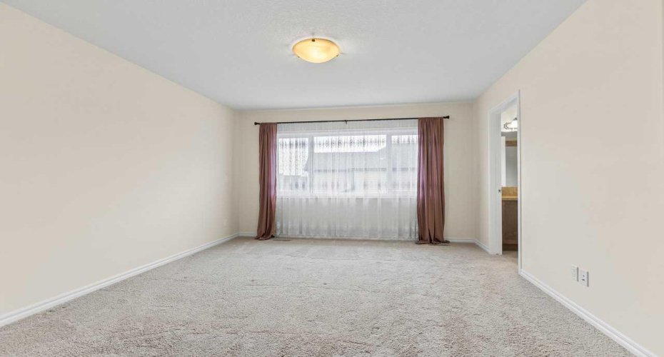 1545 Legacy Circle, Calgary, Alberta T2X 2C3, 3 Bedrooms Bedrooms, ,3 BathroomsBathrooms,Residential,For Sale,Legacy,A2285555