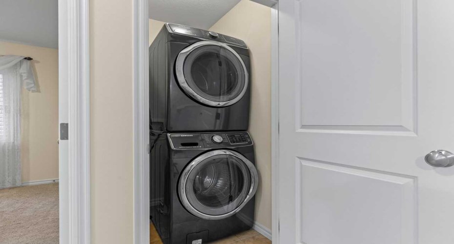 1545 Legacy Circle, Calgary, Alberta T2X 2C3, 3 Bedrooms Bedrooms, ,3 BathroomsBathrooms,Residential,For Sale,Legacy,A2285555