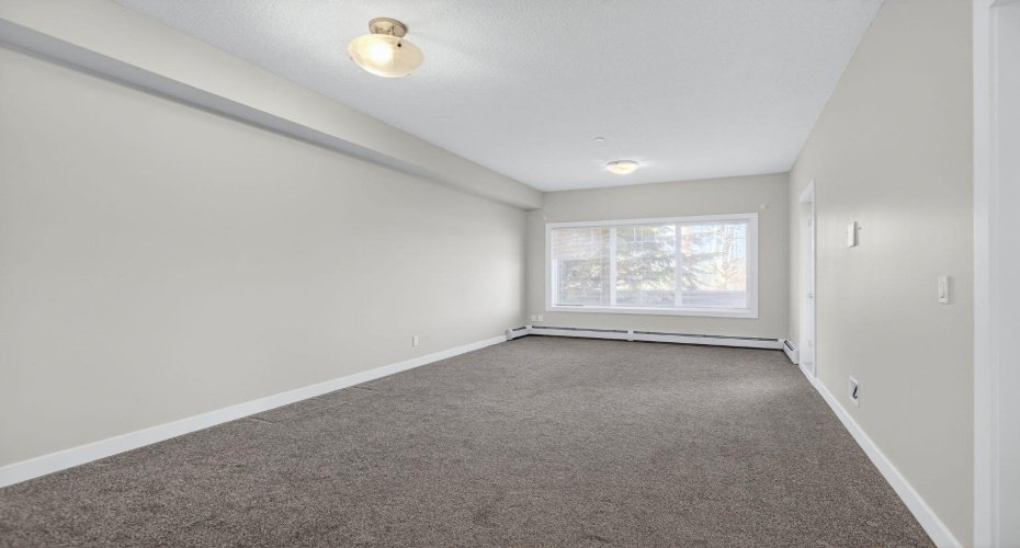 4 Kingsland Close, Airdrie, Alberta T4A 0A2, 1 Bedroom Bedrooms, ,1 BathroomBathrooms,Residential,For Sale,Kingsland,A2285611