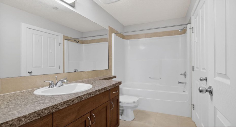 4 Kingsland Close, Airdrie, Alberta T4A 0A2, 1 Bedroom Bedrooms, ,1 BathroomBathrooms,Residential,For Sale,Kingsland,A2285611