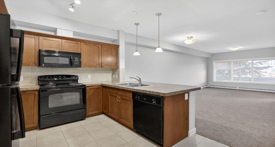 4 Kingsland Close, Airdrie, Alberta T4A 0A2, 1 Bedroom Bedrooms, ,1 BathroomBathrooms,Residential,For Sale,Kingsland,A2285611