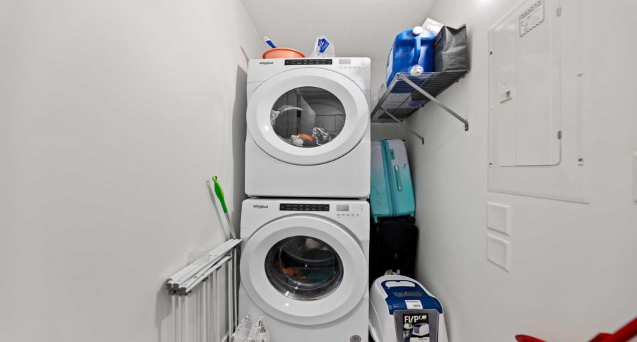 3932 University Avenue, Calgary, Alberta T3B 6P6, 1 Bedroom Bedrooms, ,1 BathroomBathrooms,Residential,For Sale,University,A2285656