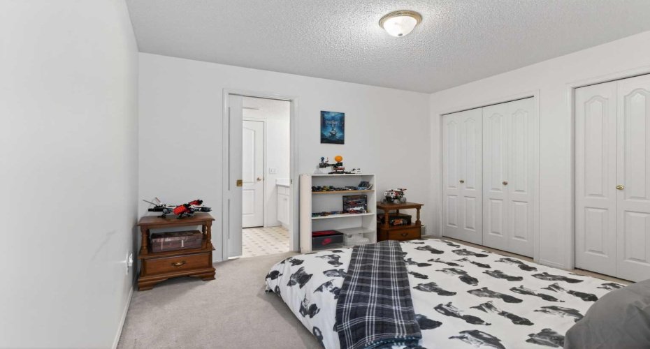 320 Sierra Morena Green, Calgary, Alberta T3H 3H8, 3 Bedrooms Bedrooms, ,3 BathroomsBathrooms,Residential,For Sale,Sierra Morena,A2285689