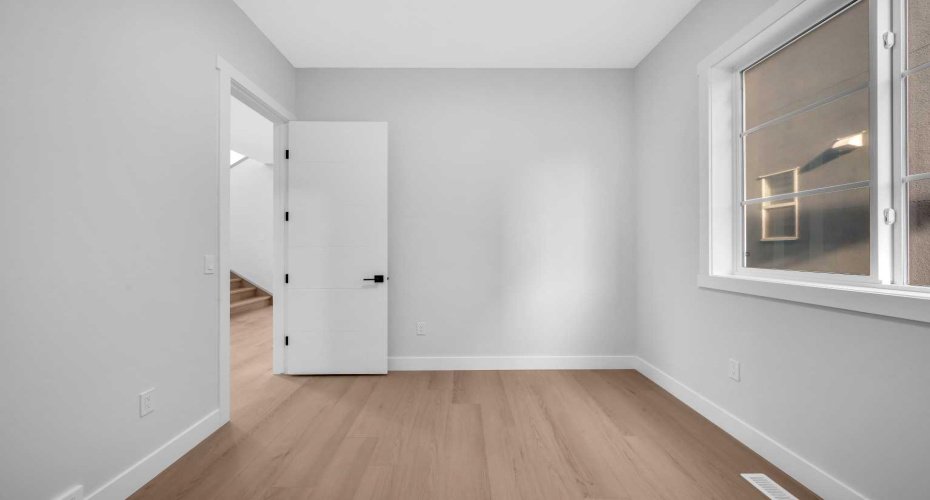 203 KINNIBURGH Place, Chestermere, Alberta T1X 1Y1, 7 Bedrooms Bedrooms, ,5 BathroomsBathrooms,Residential,For Sale,KINNIBURGH,A2285716