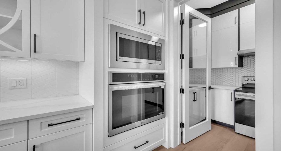 203 KINNIBURGH Place, Chestermere, Alberta T1X 1Y1, 7 Bedrooms Bedrooms, ,5 BathroomsBathrooms,Residential,For Sale,KINNIBURGH,A2285716