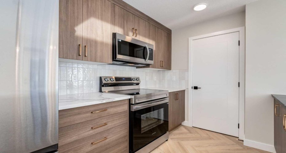 14800 1 Street, Calgary, Alberta T3P 2M3, 3 Bedrooms Bedrooms, ,3 BathroomsBathrooms,Residential,For Sale,1,A2285782