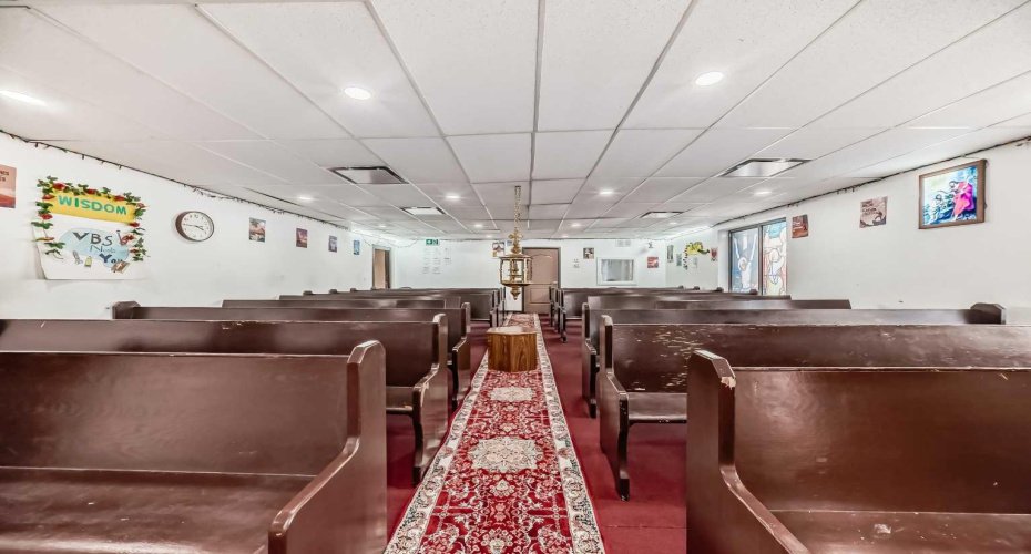 1829 54 Street, Calgary, Alberta T2B1N5, ,Commercial,For Sale,54,A2254790