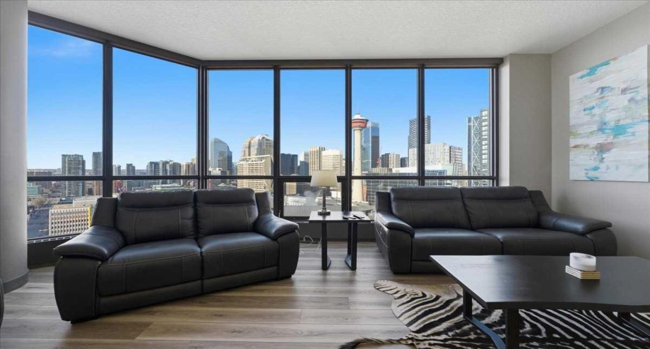 220 12 Avenue, Calgary, Alberta T2G 0R5, 2 Bedrooms Bedrooms, ,2 BathroomsBathrooms,Residential,For Sale,12,A2279163