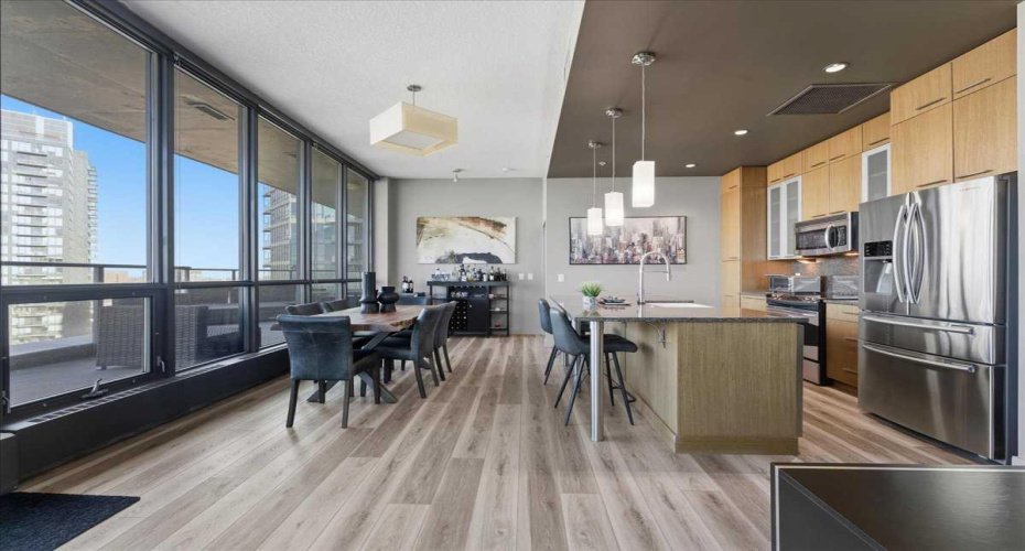 220 12 Avenue, Calgary, Alberta T2G 0R5, 2 Bedrooms Bedrooms, ,2 BathroomsBathrooms,Residential,For Sale,12,A2279163