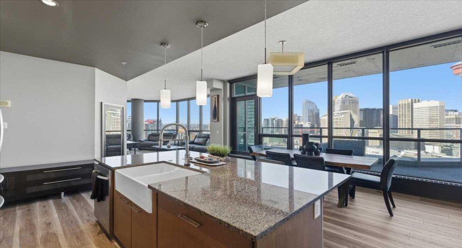 220 12 Avenue, Calgary, Alberta T2G 0R5, 2 Bedrooms Bedrooms, ,2 BathroomsBathrooms,Residential,For Sale,12,A2279163