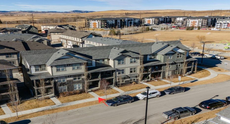 32 Horseshoe Crescent, Cochrane, Alberta T4C 2P4, 3 Bedrooms Bedrooms, ,3 BathroomsBathrooms,Residential,For Sale,Horseshoe,A2283779