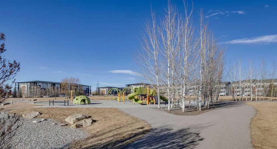 playground, just 1/2 block away