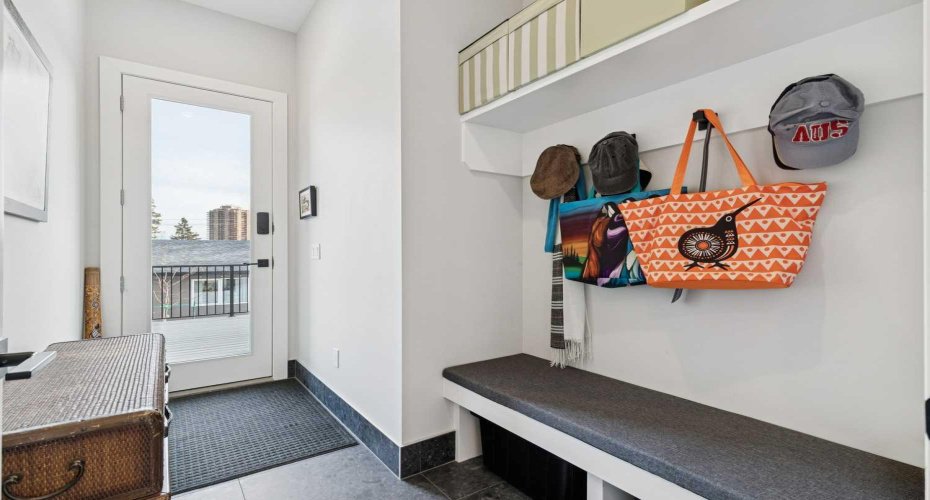 60 Havenhurst Crescent, Calgary, Alberta T2V3C5, 4 Bedrooms Bedrooms, ,5 BathroomsBathrooms,Residential,For Sale,Havenhurst,A2284171