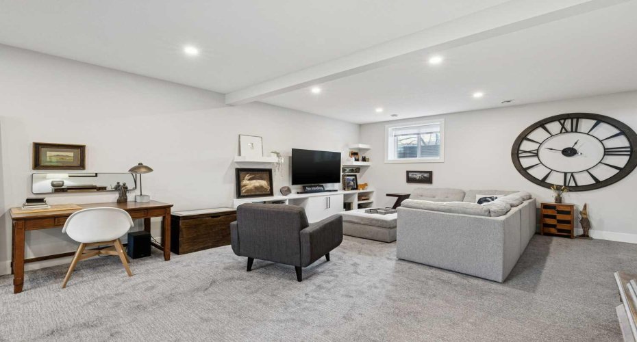 60 Havenhurst Crescent, Calgary, Alberta T2V3C5, 4 Bedrooms Bedrooms, ,5 BathroomsBathrooms,Residential,For Sale,Havenhurst,A2284171