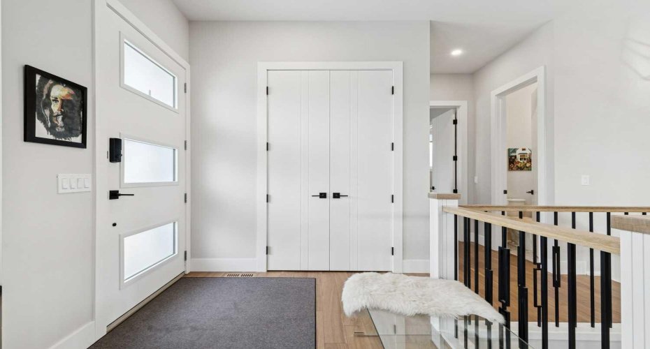 60 Havenhurst Crescent, Calgary, Alberta T2V3C5, 4 Bedrooms Bedrooms, ,5 BathroomsBathrooms,Residential,For Sale,Havenhurst,A2284171