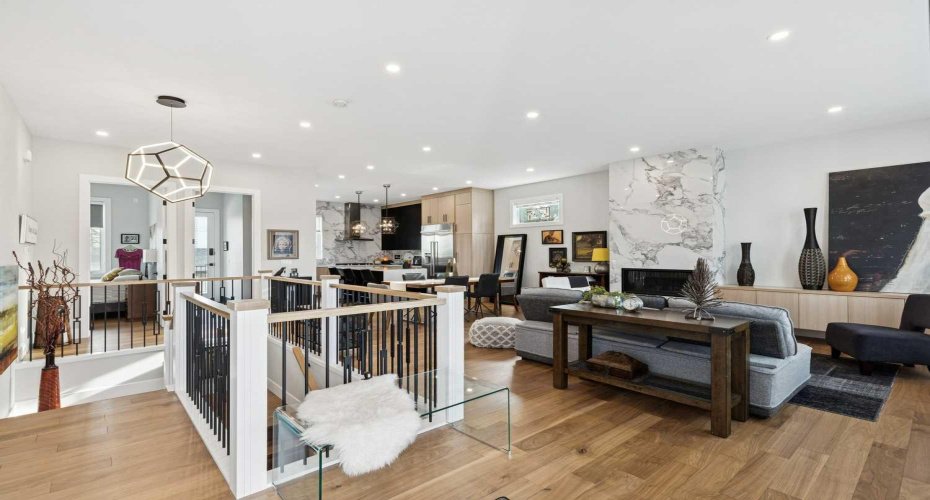 60 Havenhurst Crescent, Calgary, Alberta T2V3C5, 4 Bedrooms Bedrooms, ,5 BathroomsBathrooms,Residential,For Sale,Havenhurst,A2284171