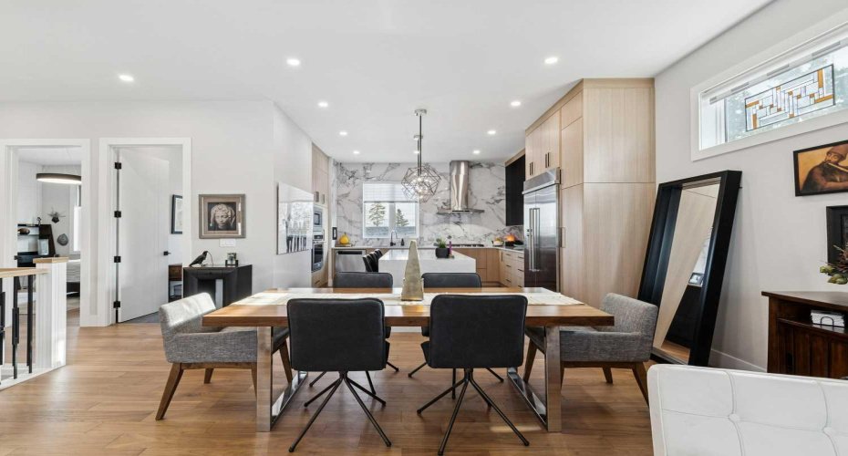 60 Havenhurst Crescent, Calgary, Alberta T2V3C5, 4 Bedrooms Bedrooms, ,5 BathroomsBathrooms,Residential,For Sale,Havenhurst,A2284171