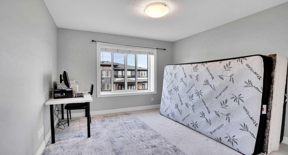 231 Savanna Walk, Calgary, Alberta T3J0Y3, 3 Bedrooms Bedrooms, ,3 BathroomsBathrooms,Residential,For Sale,Savanna,A2284935