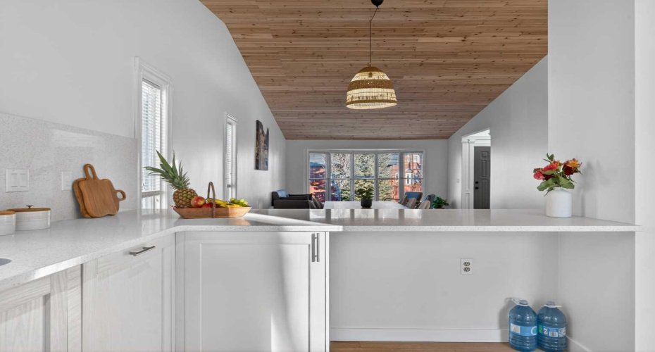 303 Woodside Place, Okotoks, Alberta T1S 1L9, 5 Bedrooms Bedrooms, ,3 BathroomsBathrooms,Residential,For Sale,Woodside,A2285284