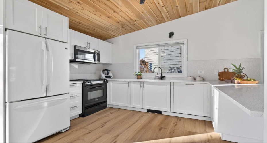 303 Woodside Place, Okotoks, Alberta T1S 1L9, 5 Bedrooms Bedrooms, ,3 BathroomsBathrooms,Residential,For Sale,Woodside,A2285284