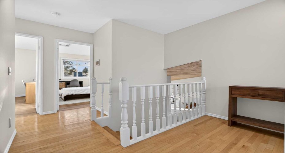 303 Woodside Place, Okotoks, Alberta T1S 1L9, 5 Bedrooms Bedrooms, ,3 BathroomsBathrooms,Residential,For Sale,Woodside,A2285284