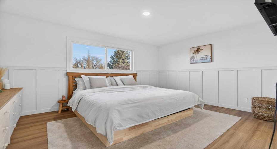 303 Woodside Place, Okotoks, Alberta T1S 1L9, 5 Bedrooms Bedrooms, ,3 BathroomsBathrooms,Residential,For Sale,Woodside,A2285284