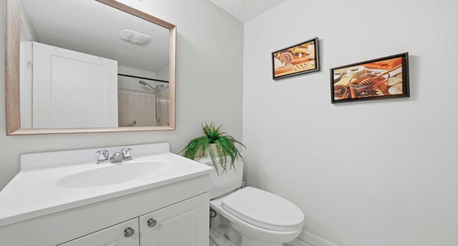 5400 Dalhousie Drive, Calgary, Alberta t3a 2b4, 3 Bedrooms Bedrooms, ,3 BathroomsBathrooms,Residential,For Sale,Dalhousie,A2285881