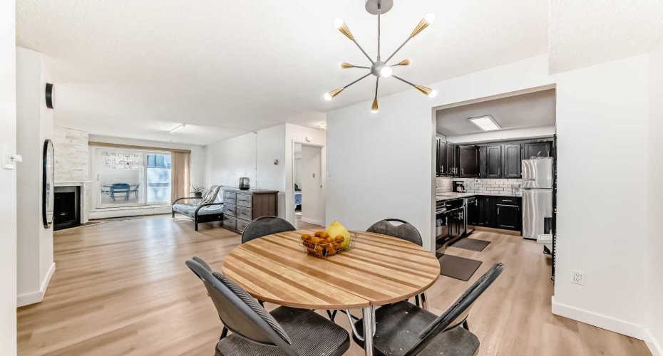 315 Southampton Drive, Calgary, Alberta T2W 2T6, 1 Bedroom Bedrooms, ,1 BathroomBathrooms,Residential,For Sale,Southampton,A2281612
