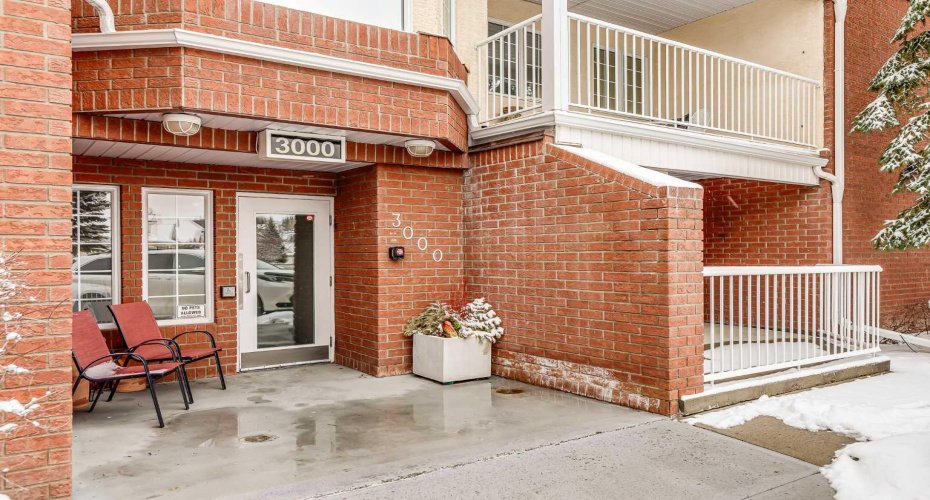 3000 Sienna Park Green, Calgary, Alberta T3H 3N7, 2 Bedrooms Bedrooms, ,2 BathroomsBathrooms,Residential,For Sale,Sienna Park,A2282468