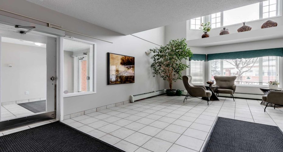 3000 Sienna Park Green, Calgary, Alberta T3H 3N7, 2 Bedrooms Bedrooms, ,2 BathroomsBathrooms,Residential,For Sale,Sienna Park,A2282468