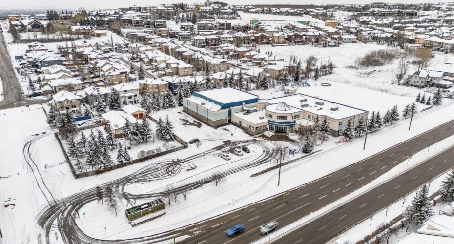 3000 Sienna Park Green, Calgary, Alberta T3H 3N7, 2 Bedrooms Bedrooms, ,2 BathroomsBathrooms,Residential,For Sale,Sienna Park,A2282468