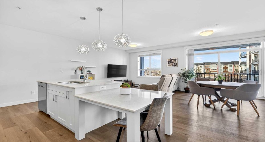 30 Walgrove Walk, Calgary, Alberta T2X 4M9, 2 Bedrooms Bedrooms, ,2 BathroomsBathrooms,Residential,For Sale,Walgrove,A2284355