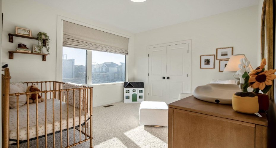 35 Bluerock Avenue, Calgary, Alberta T2Y 0R6, 3 Bedrooms Bedrooms, ,3 BathroomsBathrooms,Residential,For Sale,Bluerock,A2284791