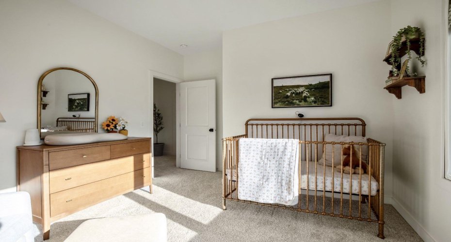 35 Bluerock Avenue, Calgary, Alberta T2Y 0R6, 3 Bedrooms Bedrooms, ,3 BathroomsBathrooms,Residential,For Sale,Bluerock,A2284791