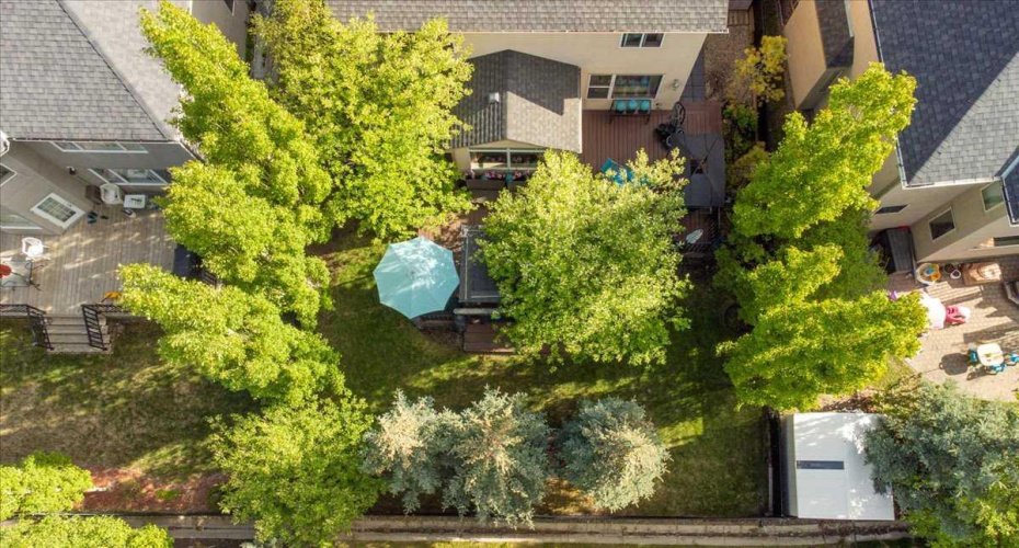 63 Discovery Ridge Circle, Calgary, Alberta T3H 5T8, 3 Bedrooms Bedrooms, ,3 BathroomsBathrooms,Residential,For Sale,Discovery Ridge,A2284828