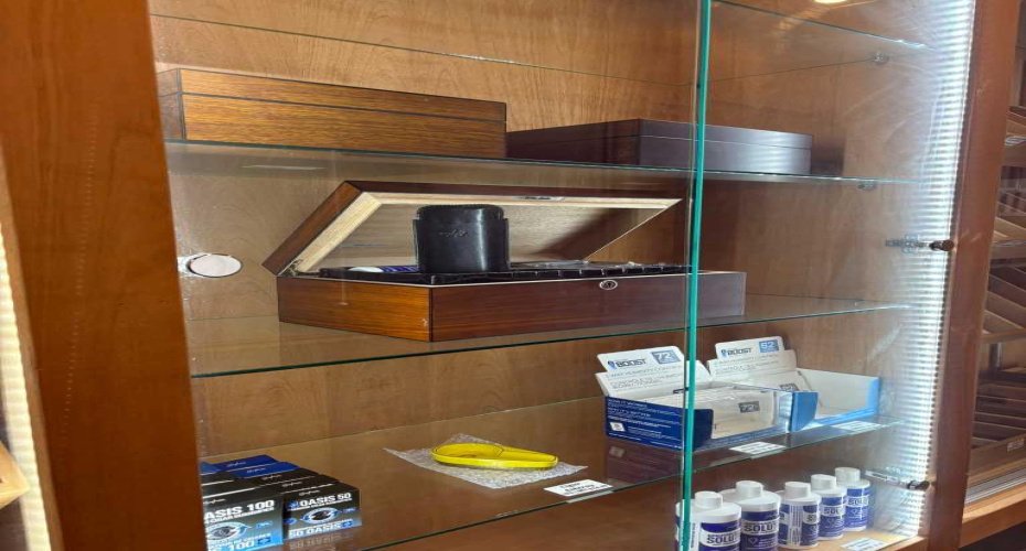 Calgary, Alberta, ,Commercial,For Lease,A2284923