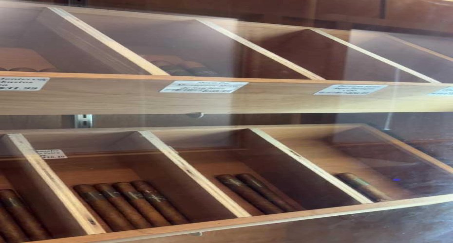 Calgary, Alberta, ,Commercial,For Lease,A2284923