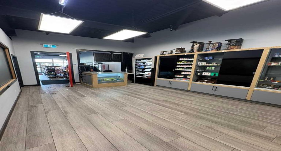 Calgary, Alberta, ,Commercial,For Lease,A2284923