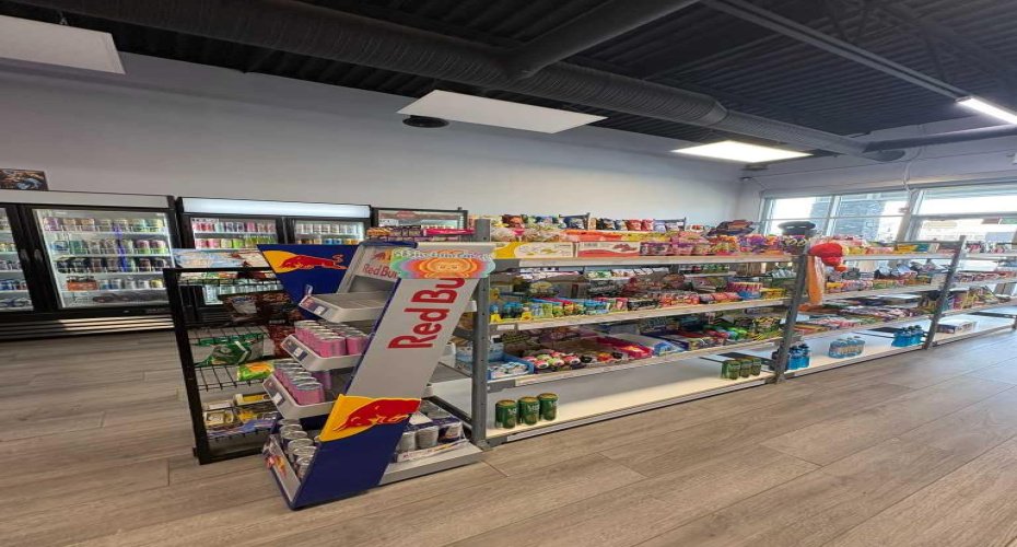 Calgary, Alberta, ,Commercial,For Lease,A2284923