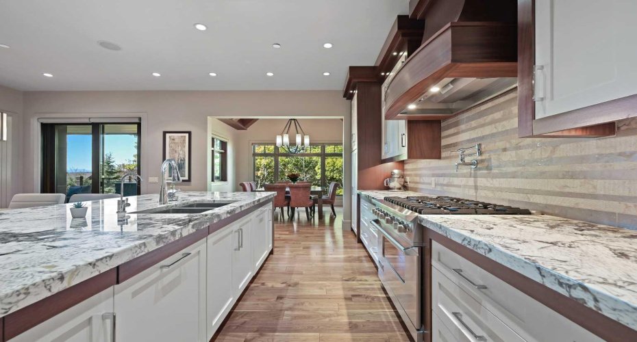 31 Spring Valley Heights, Calgary, Alberta T3H 0M3, 5 Bedrooms Bedrooms, ,7 BathroomsBathrooms,Residential,For Sale,Spring Valley,A2285616