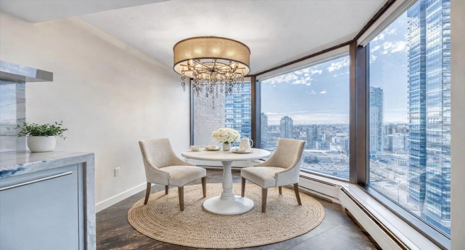 1100 8 Avenue, Calgary, Alberta T2P 3T9, 1 Bedroom Bedrooms, ,3 BathroomsBathrooms,Residential,For Sale,8,A2285688