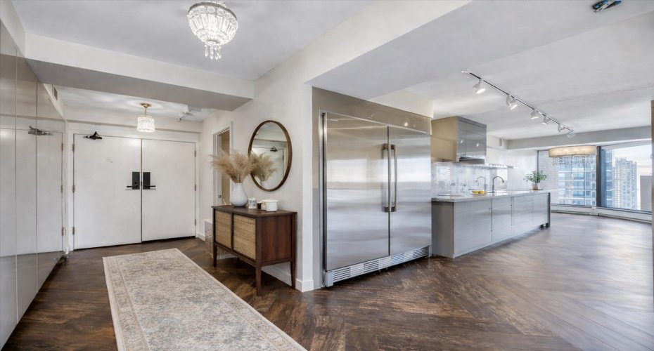 1100 8 Avenue, Calgary, Alberta T2P 3T9, 1 Bedroom Bedrooms, ,3 BathroomsBathrooms,Residential,For Sale,8,A2285688