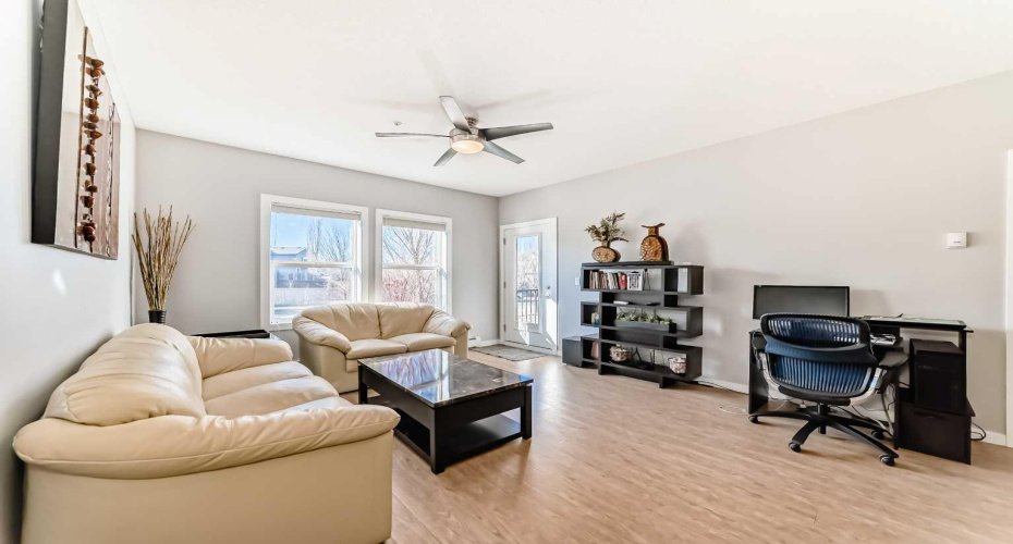 100 Cranfield Common, Calgary, Alberta T3M 1S1, 2 Bedrooms Bedrooms, ,2 BathroomsBathrooms,Residential,For Sale,Cranfield,A2285816