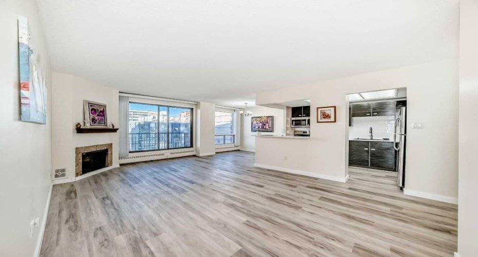 1334 14 Avenue, Calgary, Alberta T3C 0W2, 2 Bedrooms Bedrooms, ,2 BathroomsBathrooms,Residential,For Sale,14,A2285892