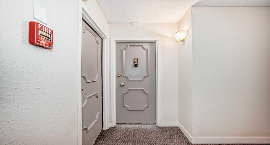 1334 14 Avenue, Calgary, Alberta T3C 0W2, 2 Bedrooms Bedrooms, ,2 BathroomsBathrooms,Residential,For Sale,14,A2285892