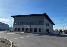 3174 34 Street, Lethbridge, Alberta T1H 5T6, ,Commercial,For Lease,34,A2285928