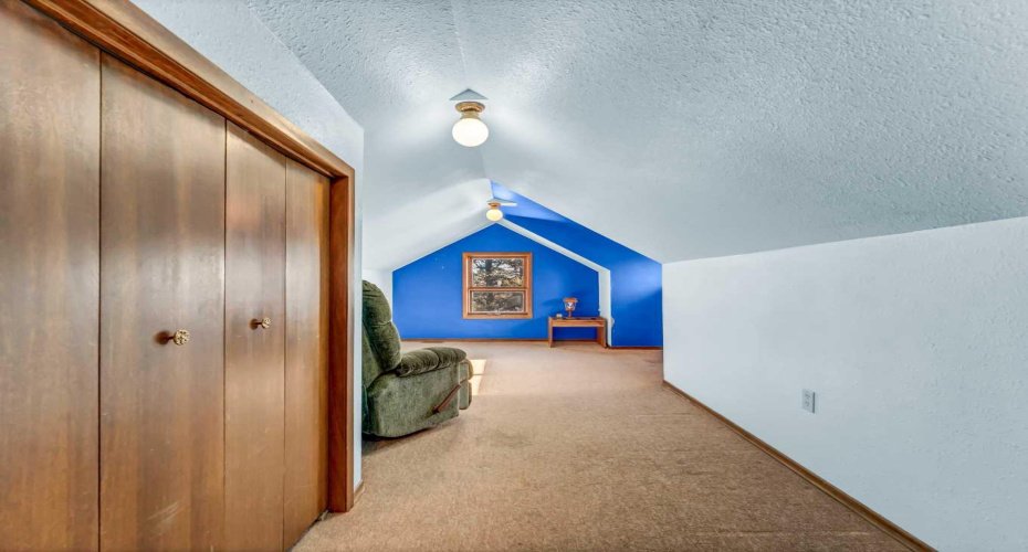 22222 Range Road 20, Bindloss, Alberta T0J0H0, 5 Bedrooms Bedrooms, ,1 BathroomBathrooms,Agri-business,For Sale,Range Road 20,A2285942