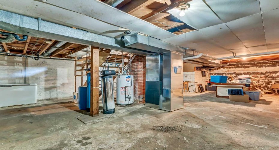 22222 Range Road 20, Bindloss, Alberta T0J0H0, 5 Bedrooms Bedrooms, ,1 BathroomBathrooms,Agri-business,For Sale,Range Road 20,A2285942