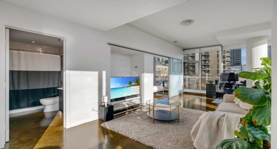 135 13 Avenue, Calgary, Alberta T2R 0W8, 1 Bedroom Bedrooms, ,1 BathroomBathrooms,Residential,For Sale,13,A2285946