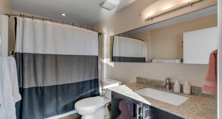 135 13 Avenue, Calgary, Alberta T2R 0W8, 1 Bedroom Bedrooms, ,1 BathroomBathrooms,Residential,For Sale,13,A2285946